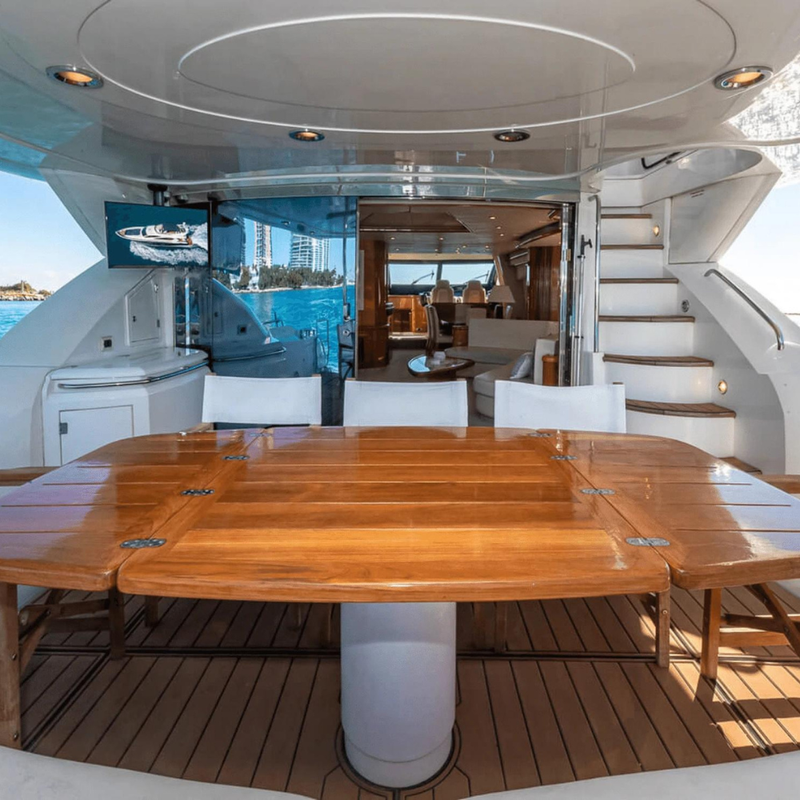 82' Sunseeker Manhattan "J&J" - ZEUS XI - Luxury Yachts